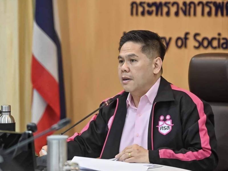 วราวุธ ส่งทีม พม. ส�
