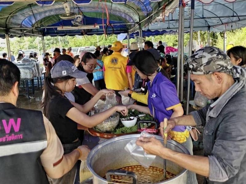 วราวุธ ส่งทีม พม. ส�