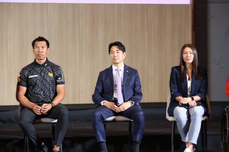 วราวุธ เป็นสักขีพ�