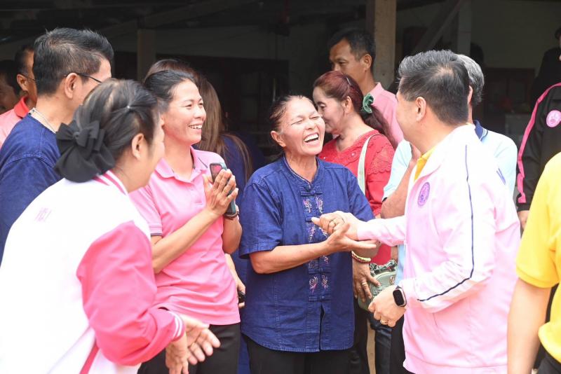 วราวุธ ชูผลสำเร็จ�