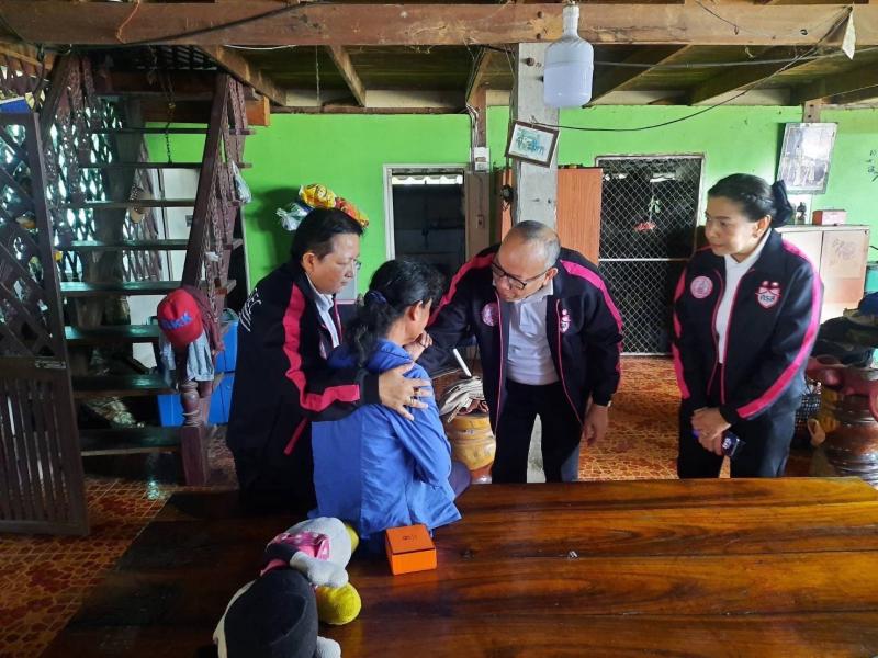 วราวุธ ส่งทีม พม. ช�
