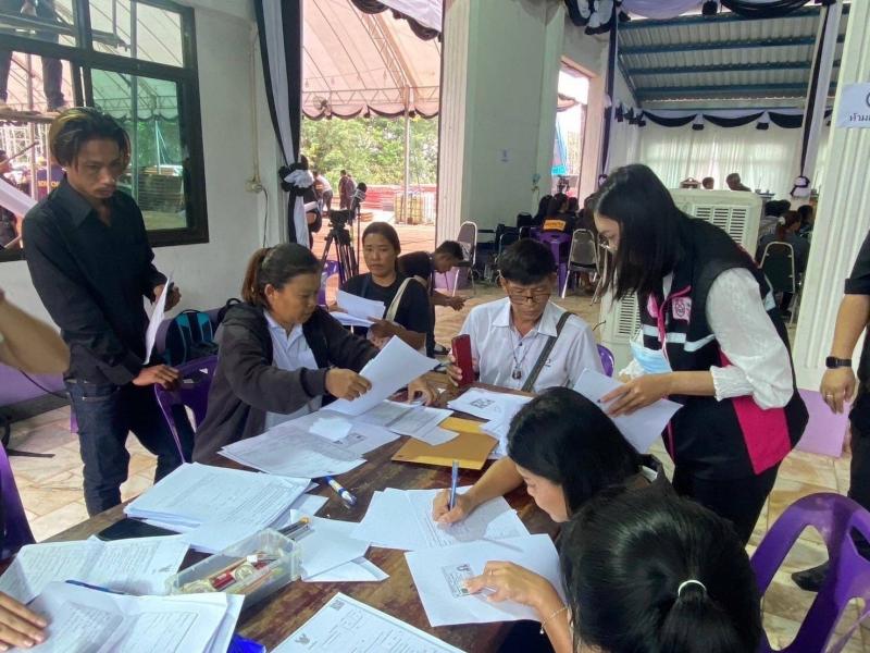 วราวุธ ส่งทีม พม. ช�