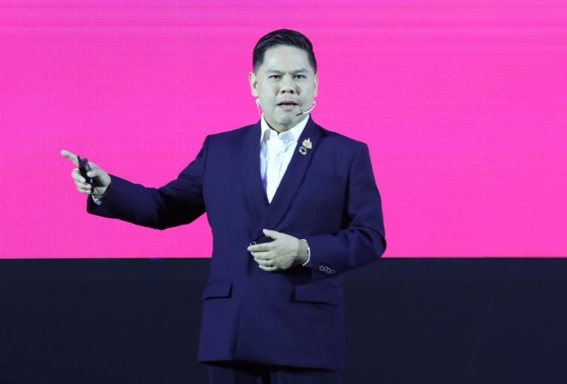 วราวุธ แถลงผลงาน ย