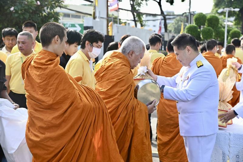 วราวุธ - ผู้บริหาร -