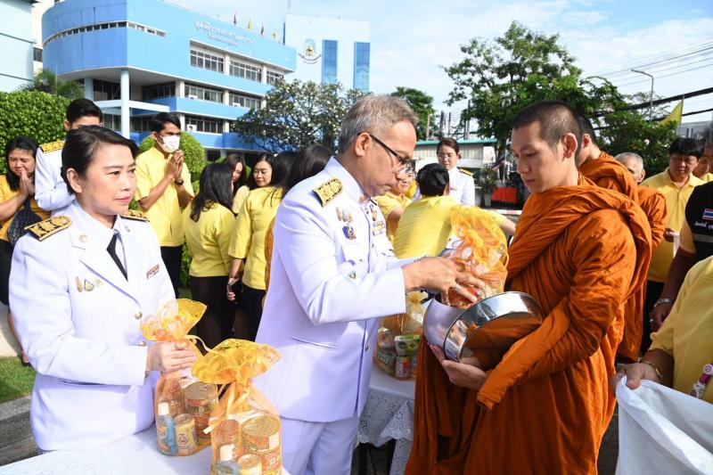 วราวุธ - ผู้บริหาร -