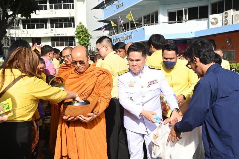 วราวุธ - ผู้บริหาร -