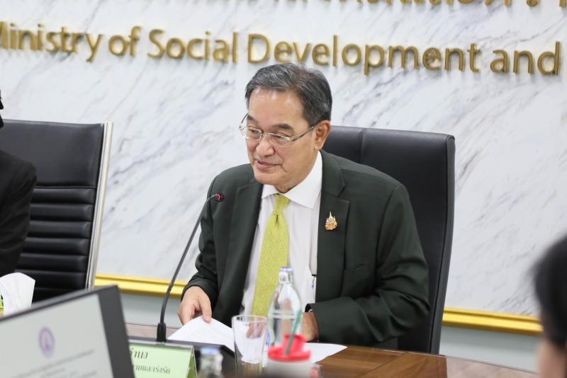 รองเลขาฯนายกฯ หาร�
