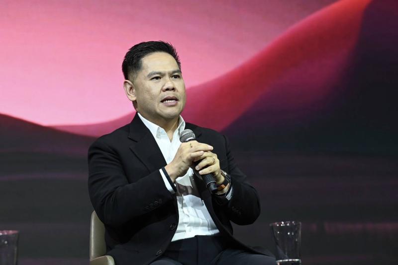 วราวุธ ร่วมเวที TDRI �