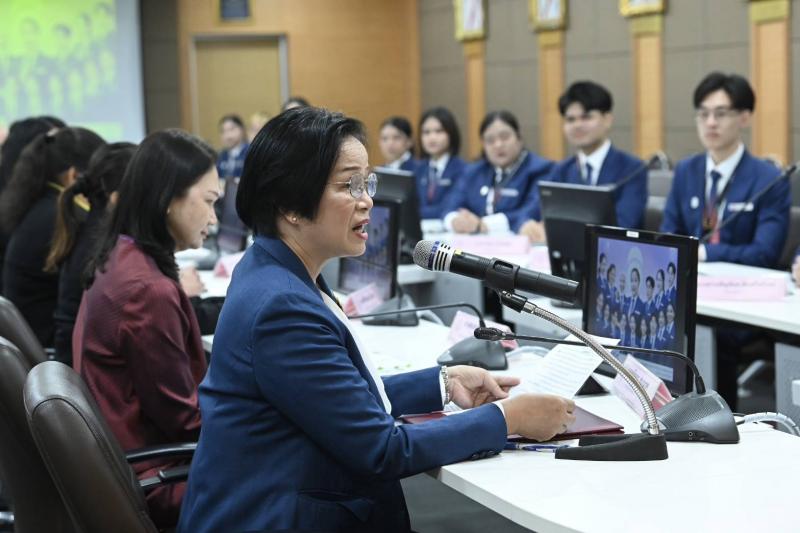 วราวุธ ยินดี คณะเย