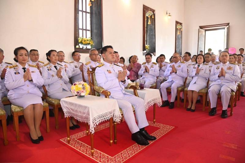 พม. ถวายผ้าพระกฐิน