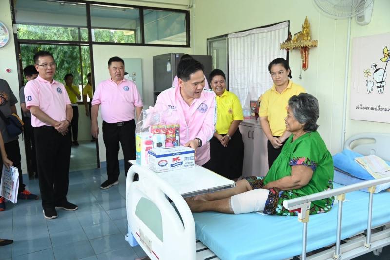 วราวุธ รมว.พม. เยี่�