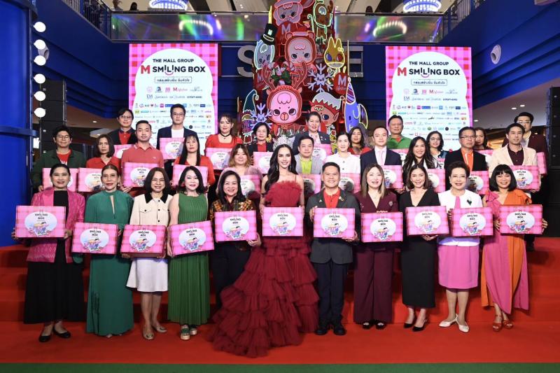 วราวุธ เปิดงาน THE MALL 