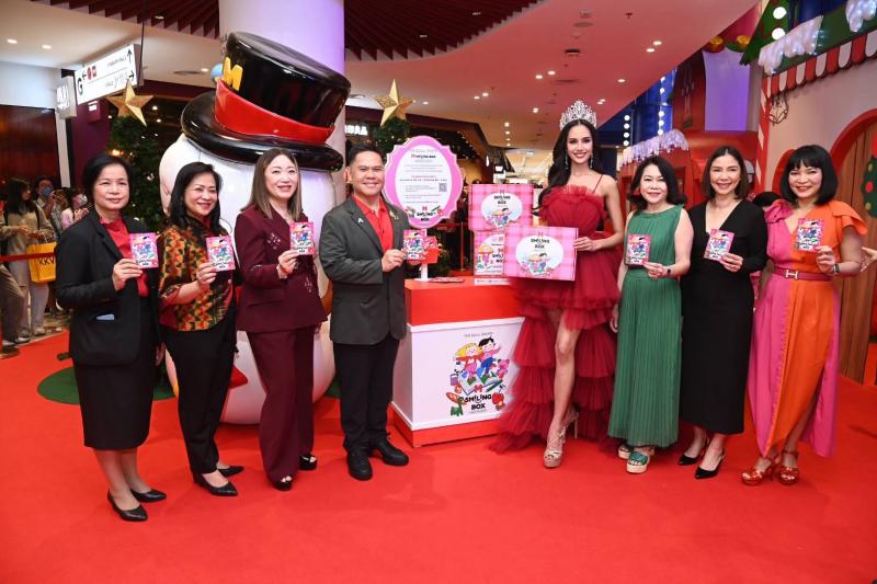 วราวุธ เปิดงาน THE MALL 