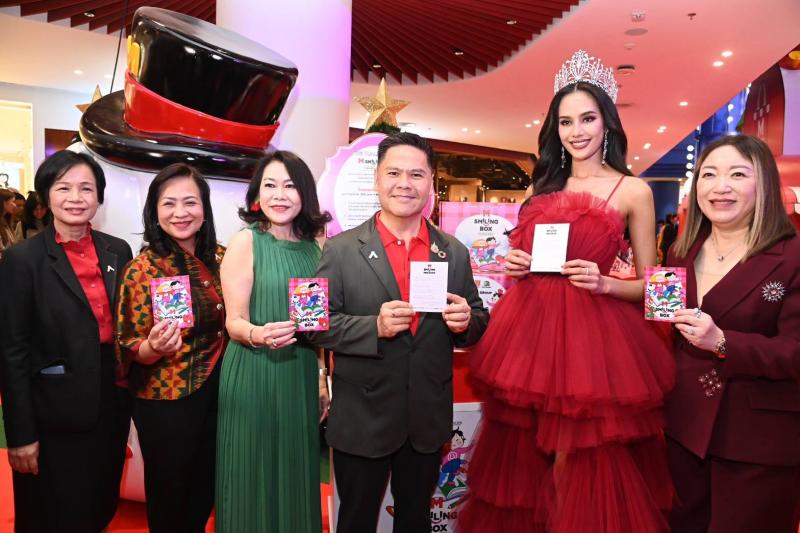 วราวุธ เปิดงาน THE MALL 