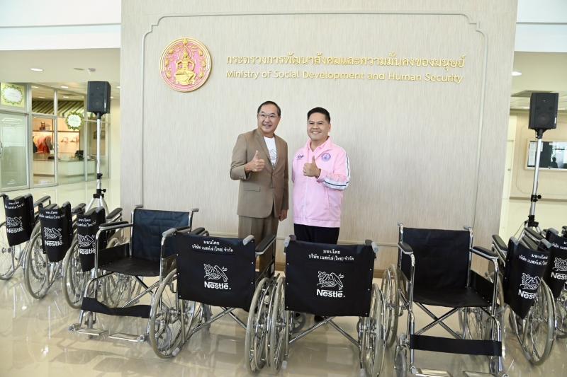 วราวุธ รับมอบวีลแ�