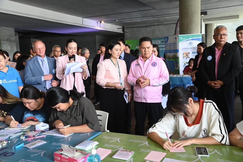 วราวุธ รมว.พม. เปิด�