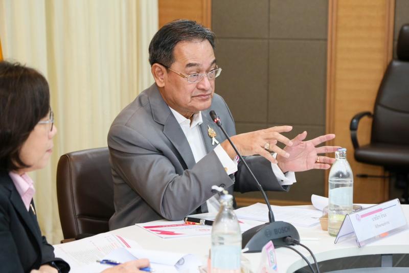 วราวุธ สั่ง พม. เปิ�