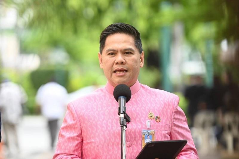 วราวุธ เผย ครม. ไฟเ�