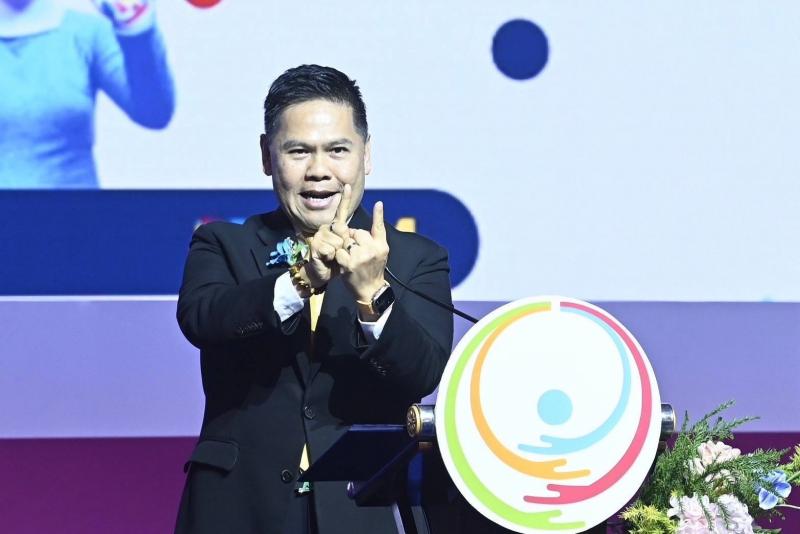 วราวุธ หนุนสร้างส�