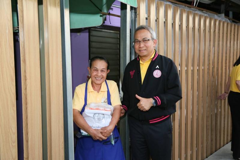 ปลัด พม. นำทีมเปิด�