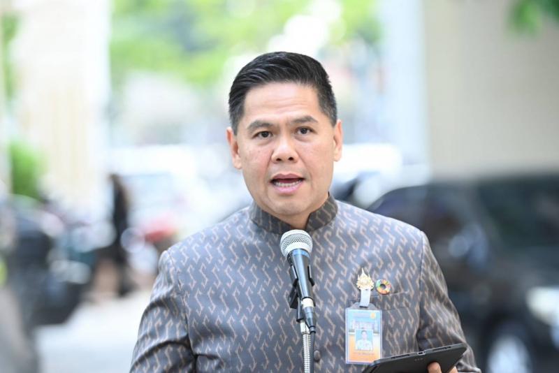 วราวุธ เผย พม. เตรี�