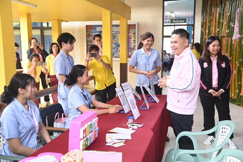 วราวุธ รมว.พม. เยี่�