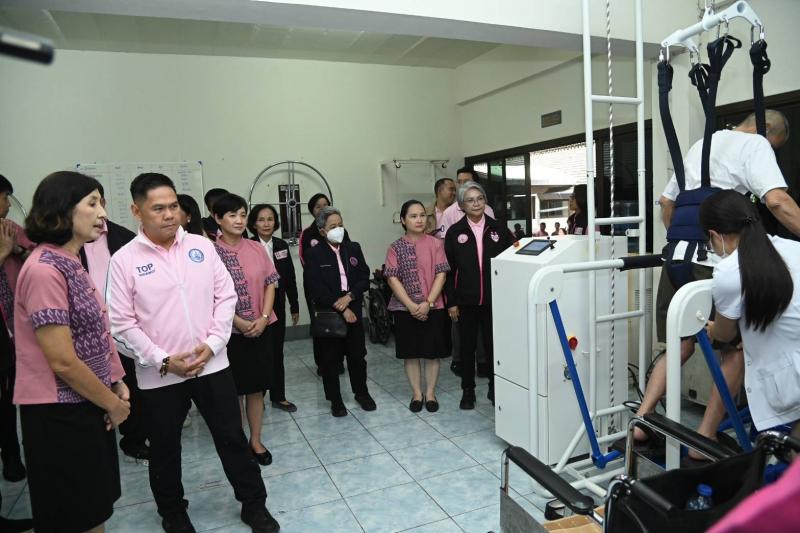 วราวุธ ย้ำ พม. เดิน�