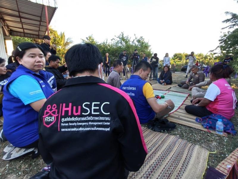 วราวุธ ส่งทีม พม. อ�