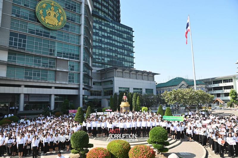 วราวุธ - พม. แสดงพลั
