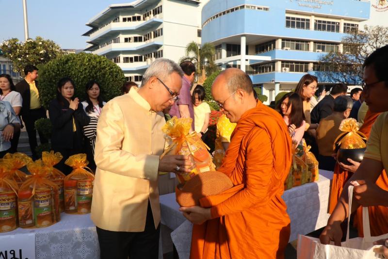 วราวุธ - ชาว พม. ทำบ�
