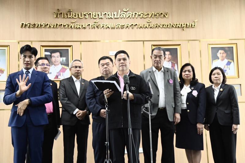 วราวุธ ชี้ผลปฏิบั�