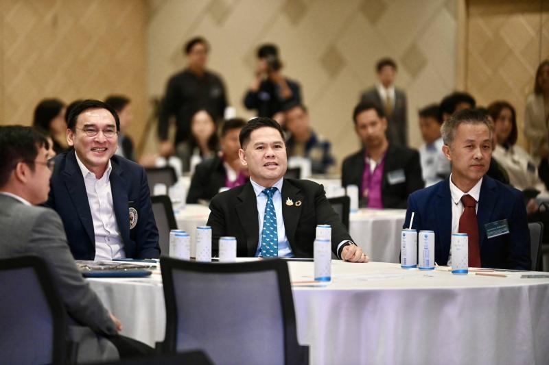 วราวุธ รมว.พม. ชูนโ�