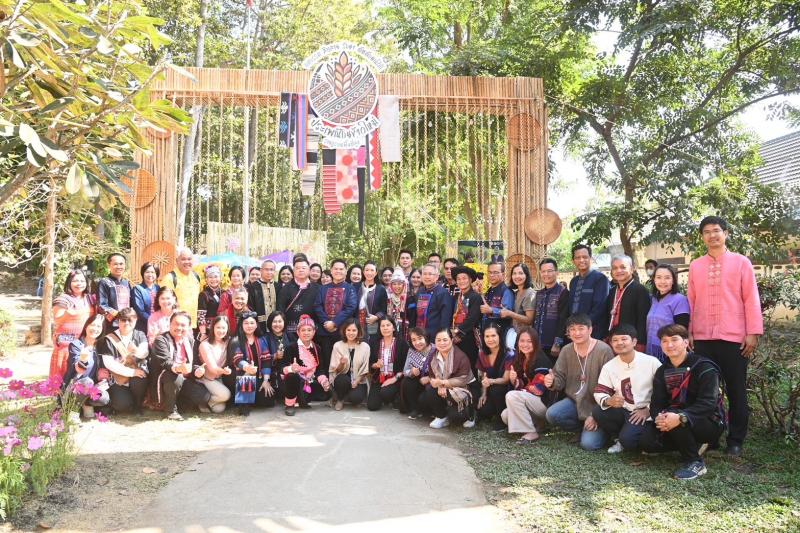 วราวุธ รมว.พม. หนุน�