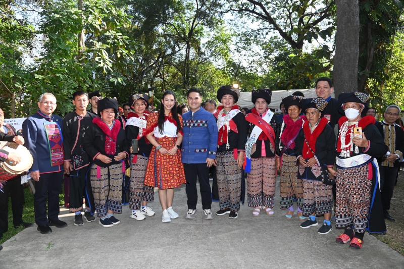 วราวุธ รมว.พม. หนุน�
