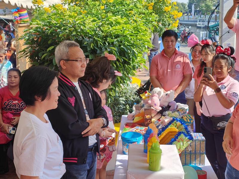 ปลัด พม. ย้ำช่วยกั�