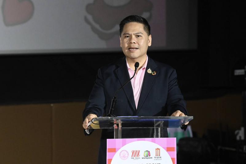 วราวุธ จับมือ เดอะ