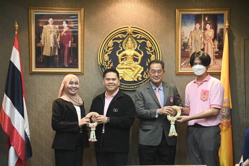 วราวุธ รมว.พม. ยินด�