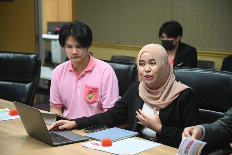 วราวุธ รมว.พม. ยินด�