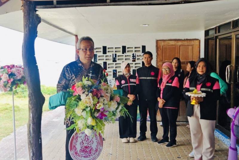 ปลัด พม. ลงพื้นที่ �
