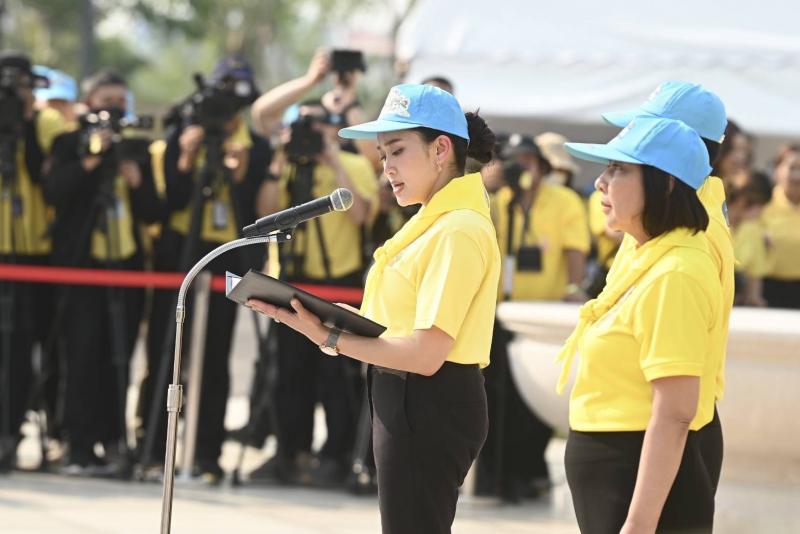 วราวุธ ร่วม นายกฯ-�
