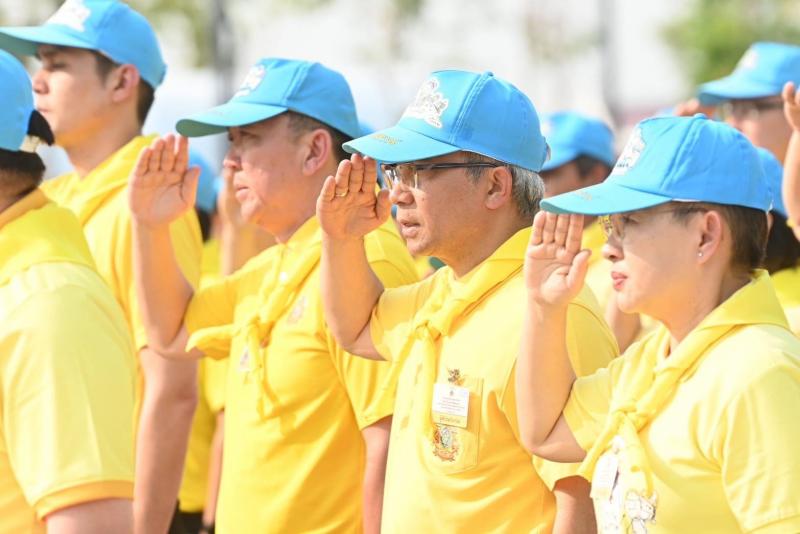 วราวุธ ร่วม นายกฯ-�