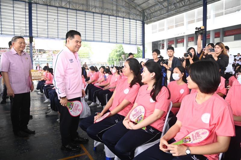 วราวุธ หนุนโครงกา�