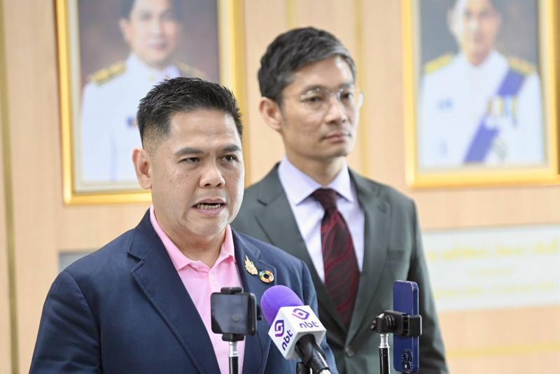 วราวุธ เผย พม. หารื�