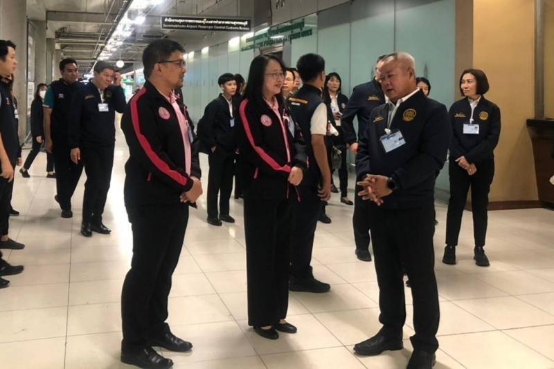 วราวุธ ส่งทีม พม. ร�