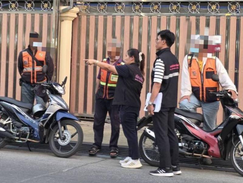 วราวุธ ส่งทีม พม. ร�