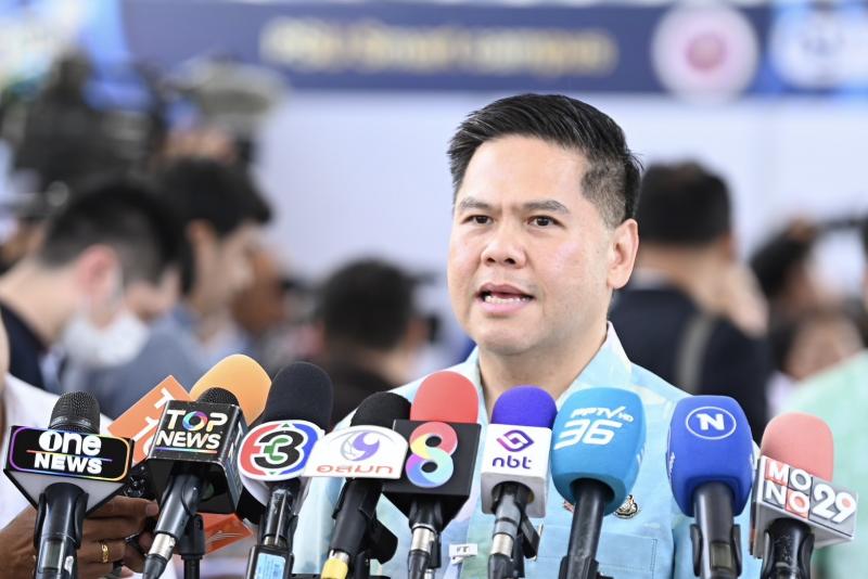 วราวุธ เผย พม. เล็ง�