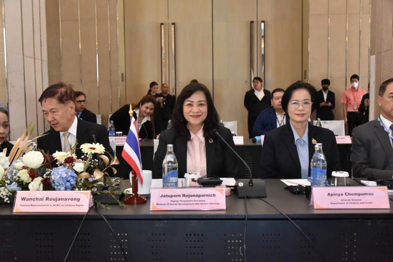 พม. จัดเวทีความร่ว