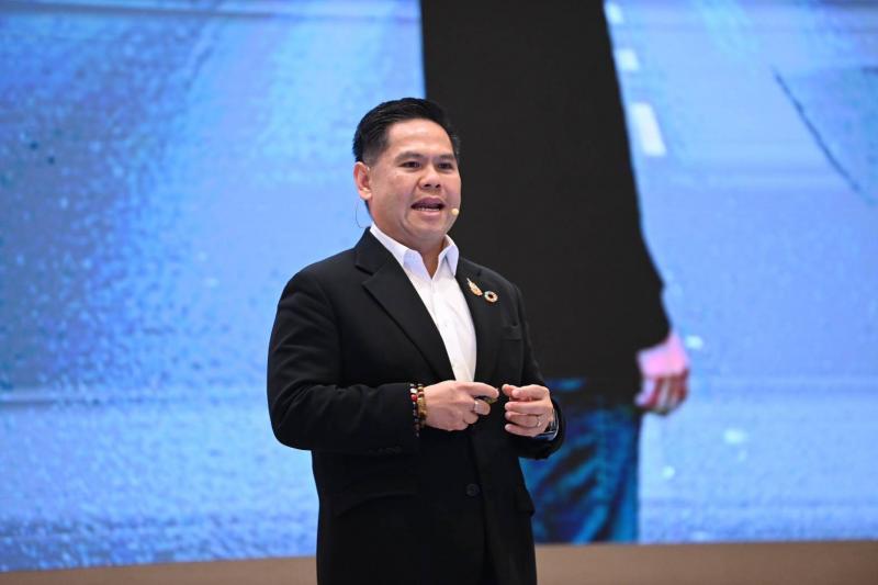 วราวุธ ระบุ พม. เตร�