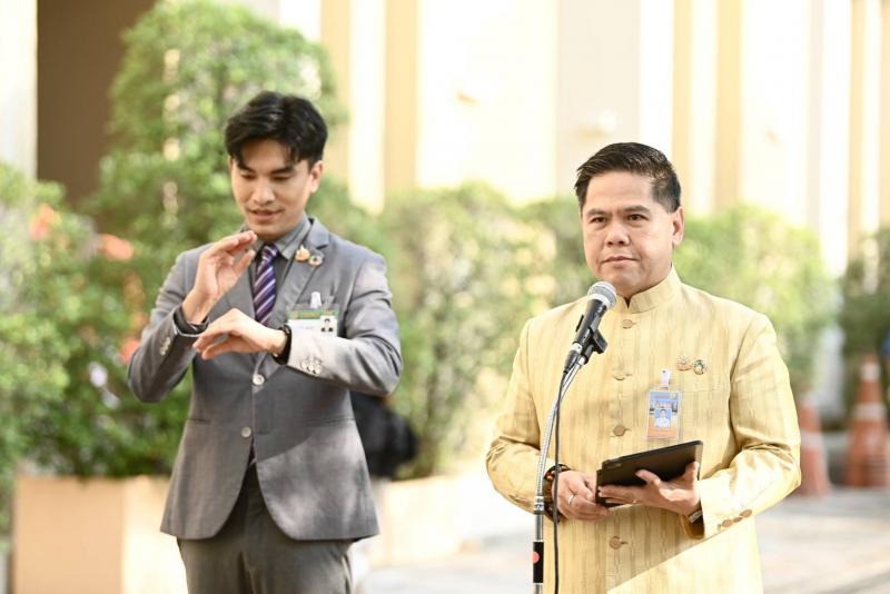 วราวุธ เผย พม.- มหาว