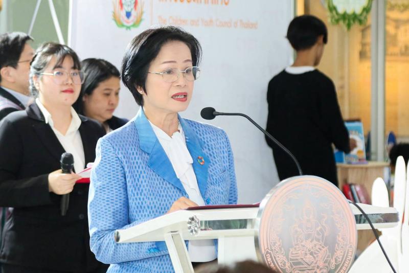 ปลัด พม. เปิดคิกออ�